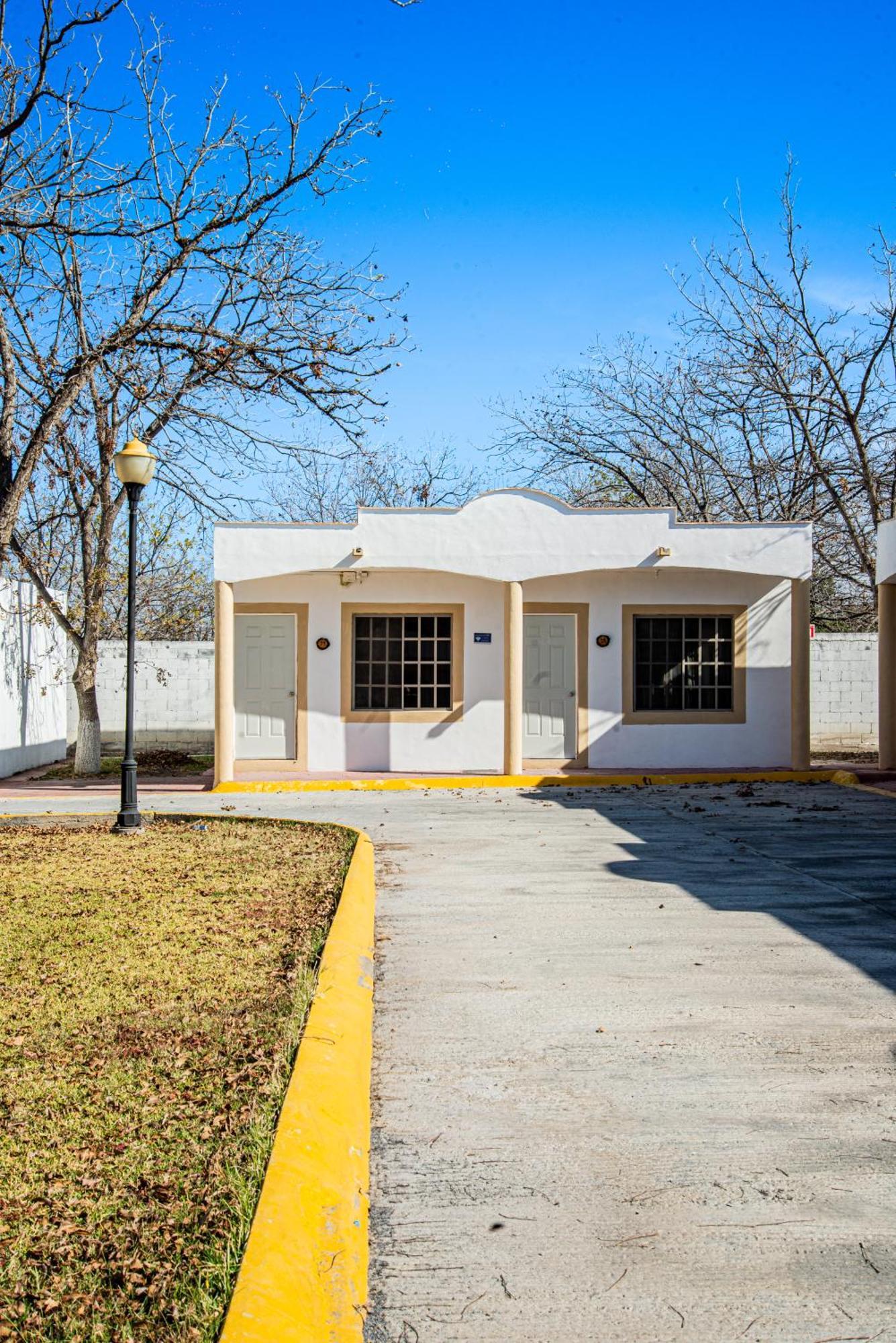 Hotel Pueblo Viejo Parras de la Fuente Exterior photo